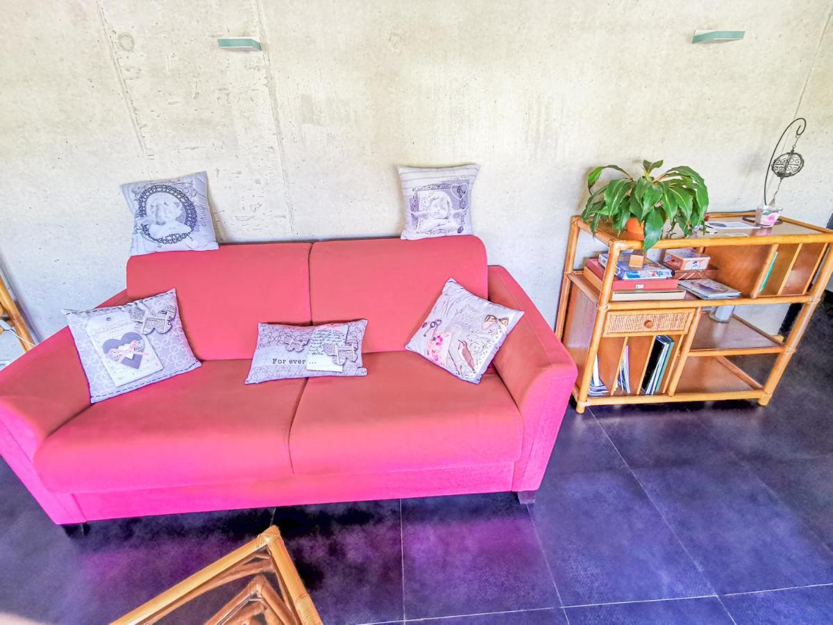 Bed and Breakfast Domaine De La Rue De La Tour Valsonne Exterior foto