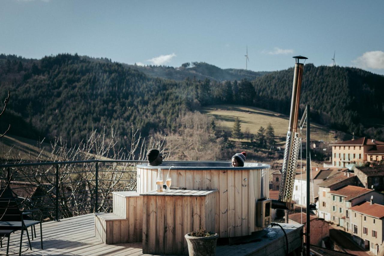 Bed and Breakfast Domaine De La Rue De La Tour Valsonne Exterior foto